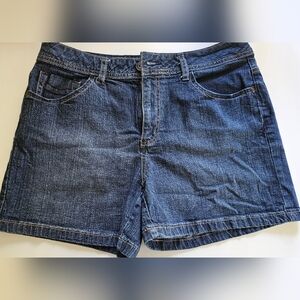 ST. John's Bay Denim Shorts Size 10